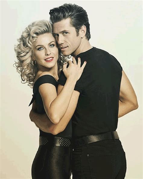 aaron tveit gay